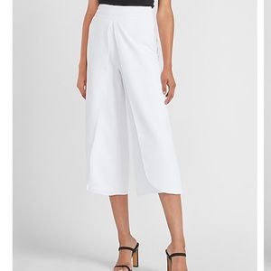 White cropped flare pants